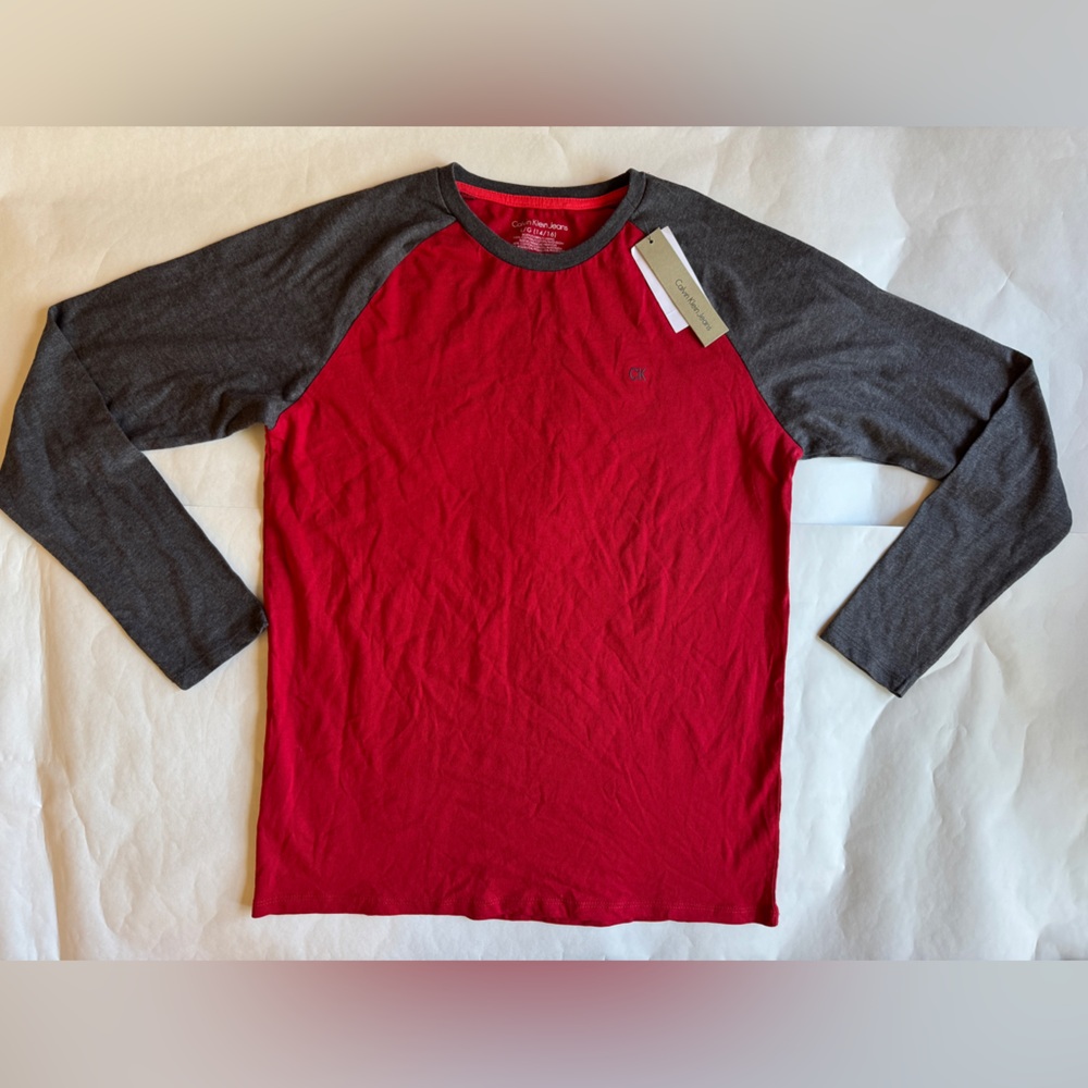 NWT Calvin Klein Jeans Red and Gray Youth Long Sleeve Raglan Tee Shirt